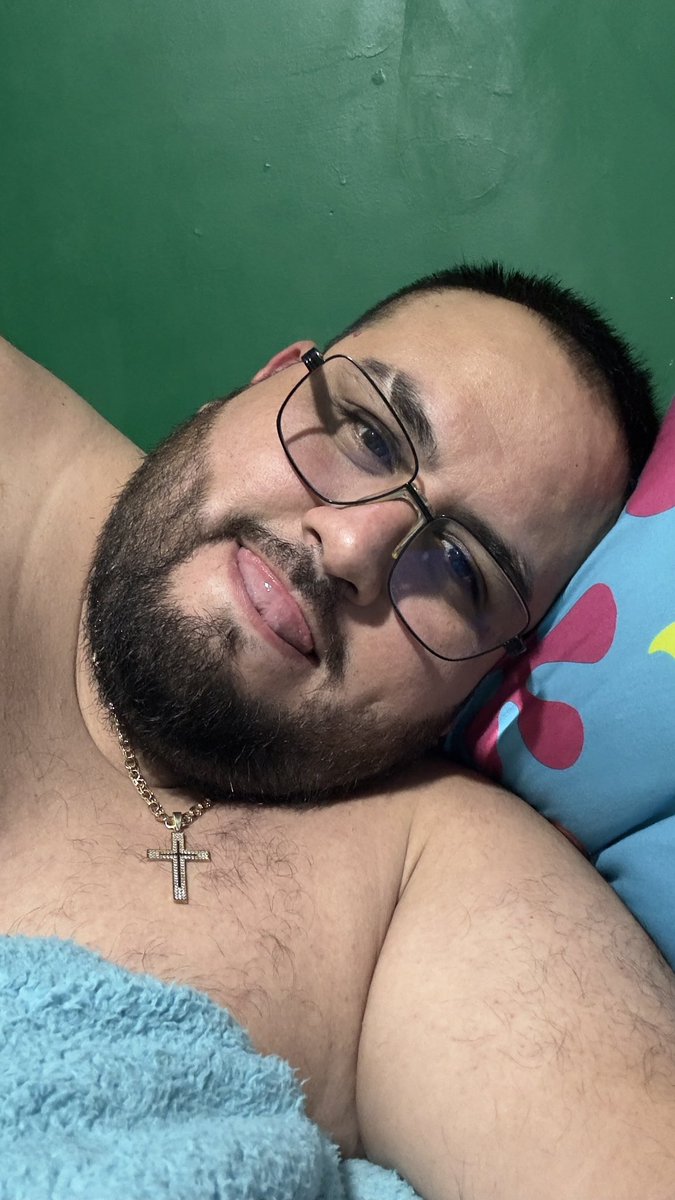 MonchoSaur's tweet photo. Bien aburrido que ando jejeje 🤣 #chubby #bear #fyp #hola #seguidores
#caras #gestos #gordito #oso #beargay #mty https://t.co/rGUf5wWEsX