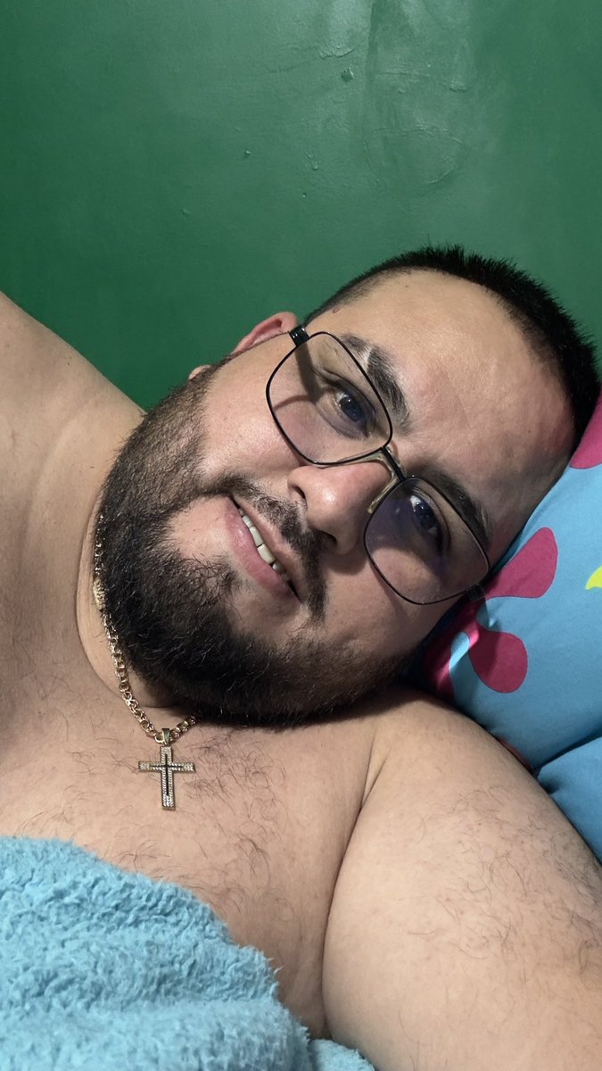 MonchoSaur's tweet photo. Bien aburrido que ando jejeje 🤣 #chubby #bear #fyp #hola #seguidores
#caras #gestos #gordito #oso #beargay #mty https://t.co/rGUf5wWEsX
