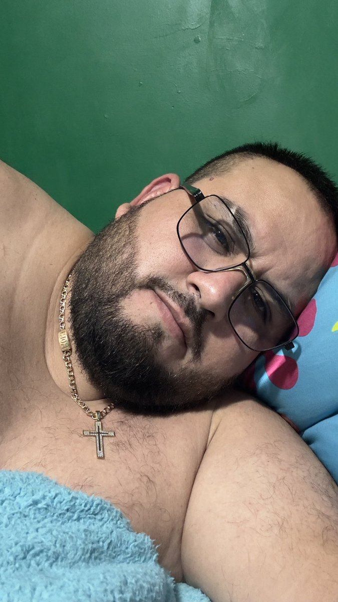 MonchoSaur's tweet photo. Bien aburrido que ando jejeje 🤣 #chubby #bear #fyp #hola #seguidores
#caras #gestos #gordito #oso #beargay #mty https://t.co/rGUf5wWEsX