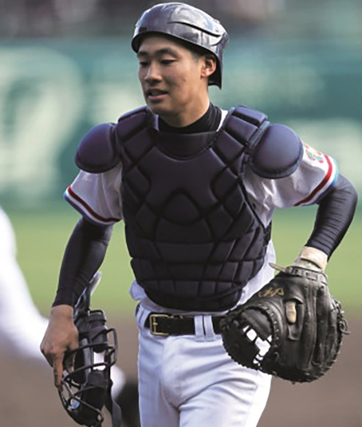 BaseBallMOnline's tweet photo. 【#甲子園2026＊出場校OB紹介】

#加藤匠馬(#三重/現中日)

一般入試で入学し、強肩を買われて三塁手から捕手へ。2年夏はベンチ入りも出番はなく、3年春にセンバツで出場[2010年春]

PROFILE▼
https://t.co/xLvCJGVh0q

#甲子園 #夏の甲子園 #高校野球 https://t.co/1dJ9JG7ej7