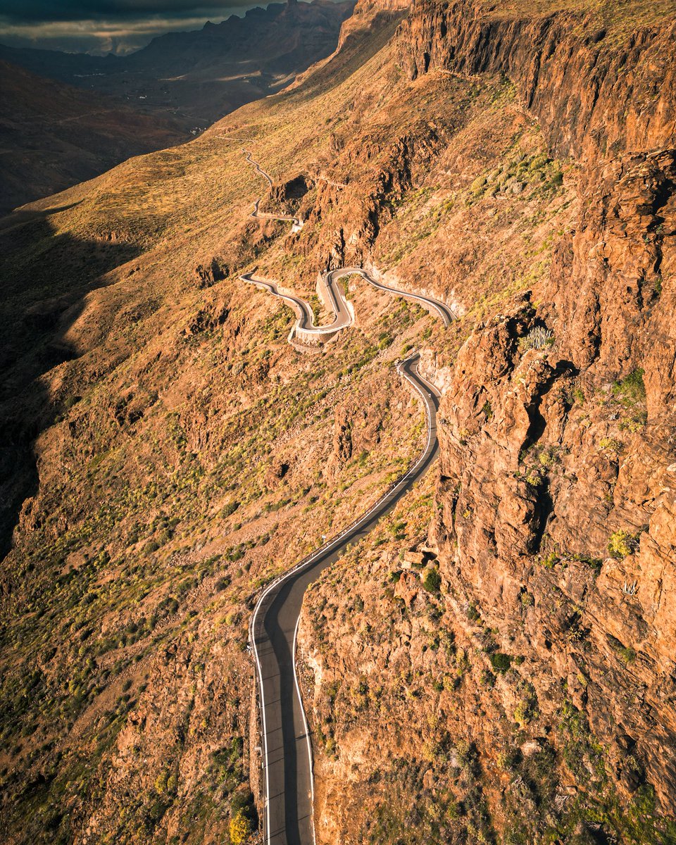 sambncl's tweet photo. RAW vs EDIT
📍 Gran Canaria
#grancanaria #photography #raw #lightroom #dji #colourgrading https://t.co/AHTQsUr1eC