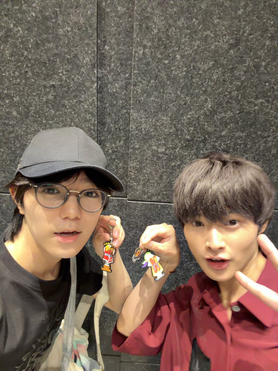toshi__joy's tweet photo. 先日、岡村さんにお会いした際に幻水2主人公のグッズをいただきました、、😭
めちゃめちゃ嬉しい！大切にします！！

岡村さんのカバンの中、幻水グッズでいっぱいでした！
#幻想水滸伝 https://t.co/iMA7tdFklv