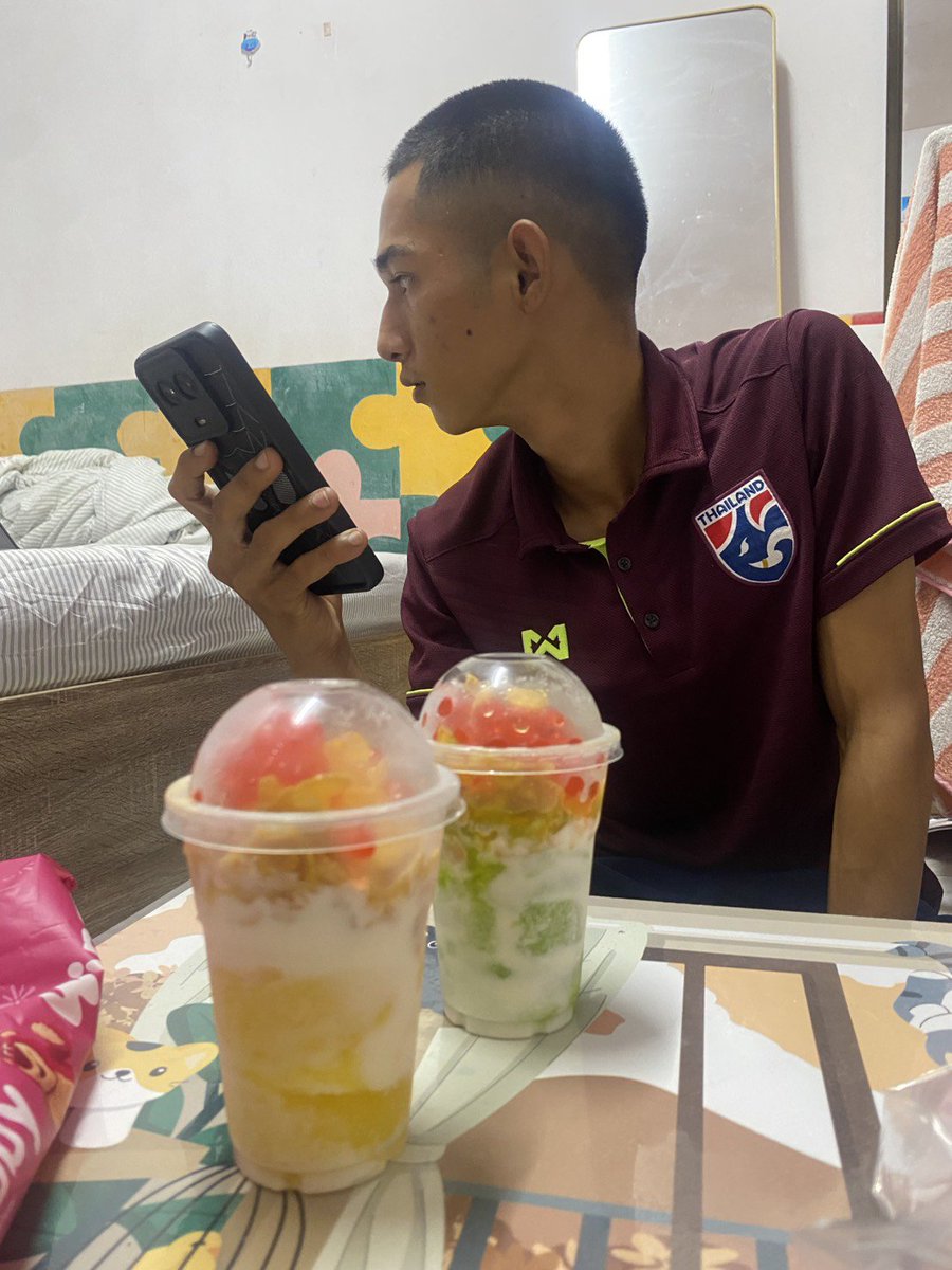 TNetpana89966's tweet photo. ไม่ต้องนัด ผมชักแล้ว😅😂
#ร้อยเอ็ด #ไม่นัดเด้อถ้าชอบก็กดไลค์ให้เหมือนเดิมนะค้าบ🙏🙏 https://t.co/AoGGP6HIMH
