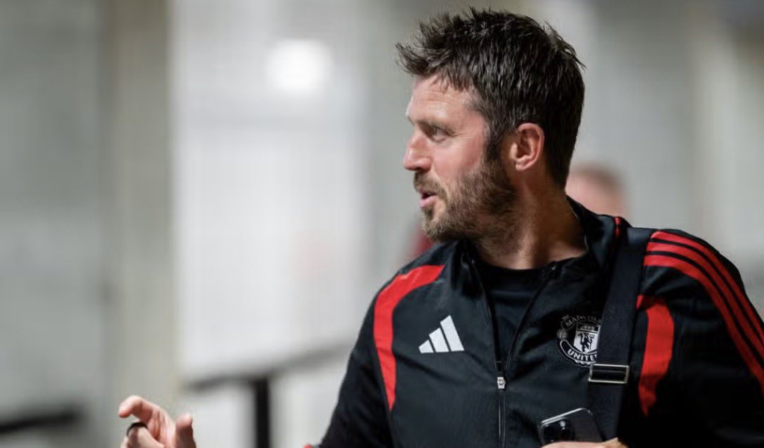 UnitedReportHQ's tweet photo. I still can’t understand how some of you watched Michael Carrick and decided this man was “not good enough” to manage Manchester United.

You called him clueless.
You questioned his tactics.
You said he had no idea what he was doing.

I remember the noise when he was appointed. Some of you were so confident he would fail before he had even been given a proper chance.

Now? 👀

Let the football do the talking.

If Carrick gets this United team playing the way we believe he can, I hope he remembers EVERYONE who doubted him.

Because there’s nothing sweeter than proving your doubters wrong.

Michael Carrick — SHUT THEM ALL UP. 🔴🔥#mufc