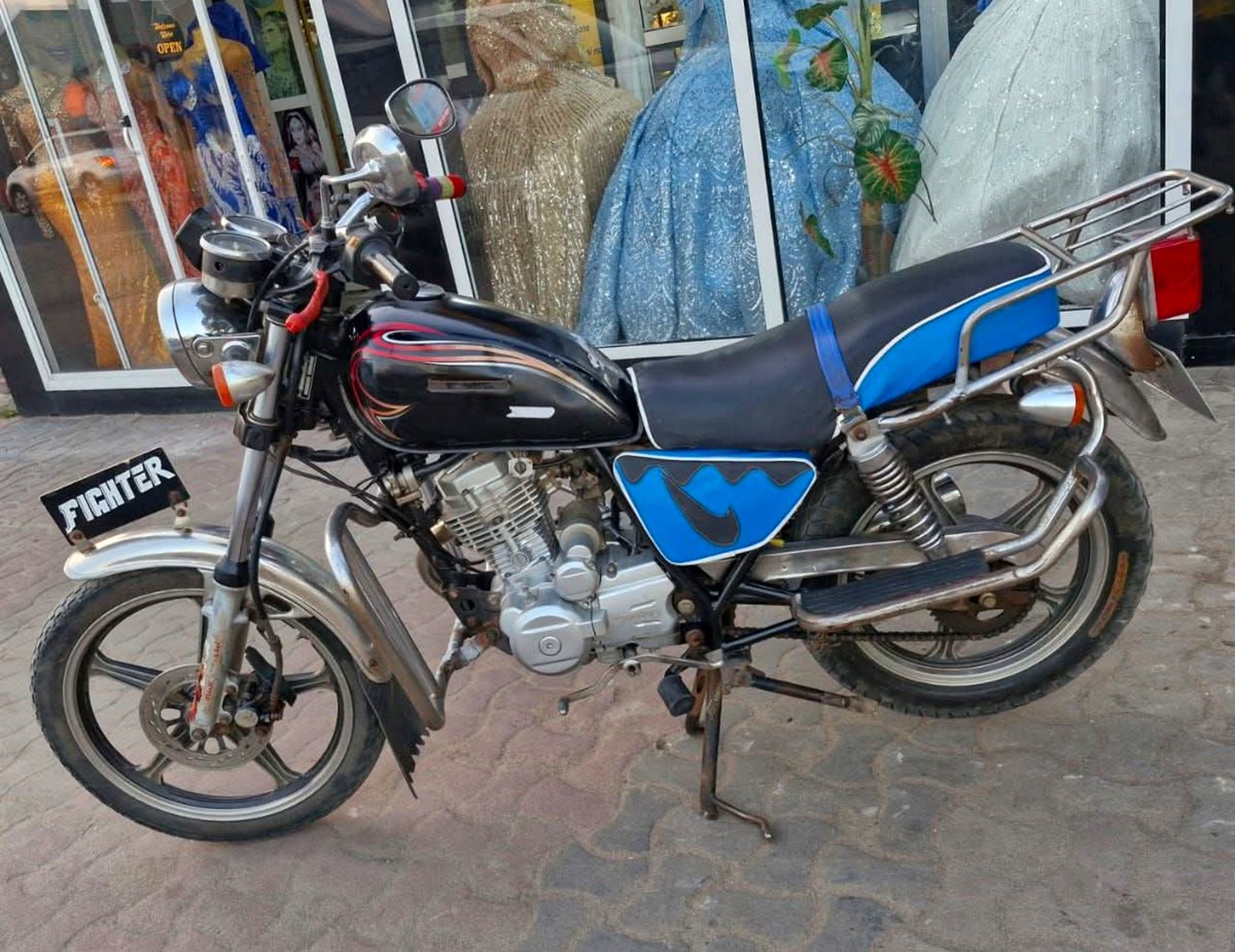Eng_Matarra's tweet photo. #Tshs 1,550,000/=
HAOJUE MNINGA 125 🔥🔥
REG" #EVJ
▪️Cc. 125
▪️Gear -5
▪️Starter jino moja
▪️Engine Haijaguswa
▪️Imetunzwa vizuri sana
▪️Inakuja Full Documents ✅️
IPO DAR (Mikoani Tunatuma kwa uaminifu)
CALL/WHATSAPP-0719542184 https://t.co/UKqZnqzxQo