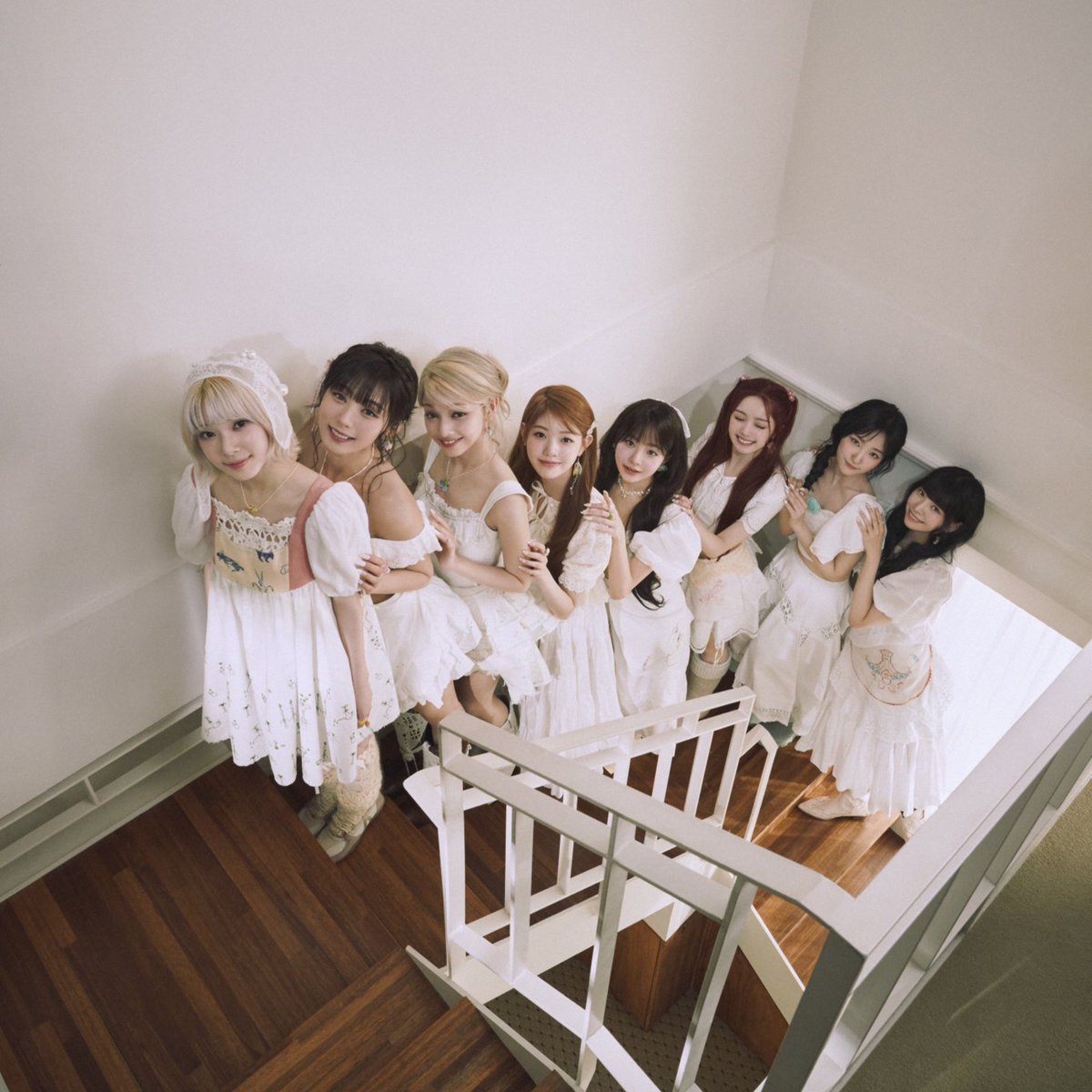 unisofbase's tweet photo. UNIS and fans broke down in tears at the send-off for their final Japanese release event today. 

While a Korean comeback is reportedly next, major concern is growing as UNIS’ exclusive contract with F&amp;F Entertainment is set to expire next month with zero updates on a renewal. https://t.co/wA4jC4WwIz