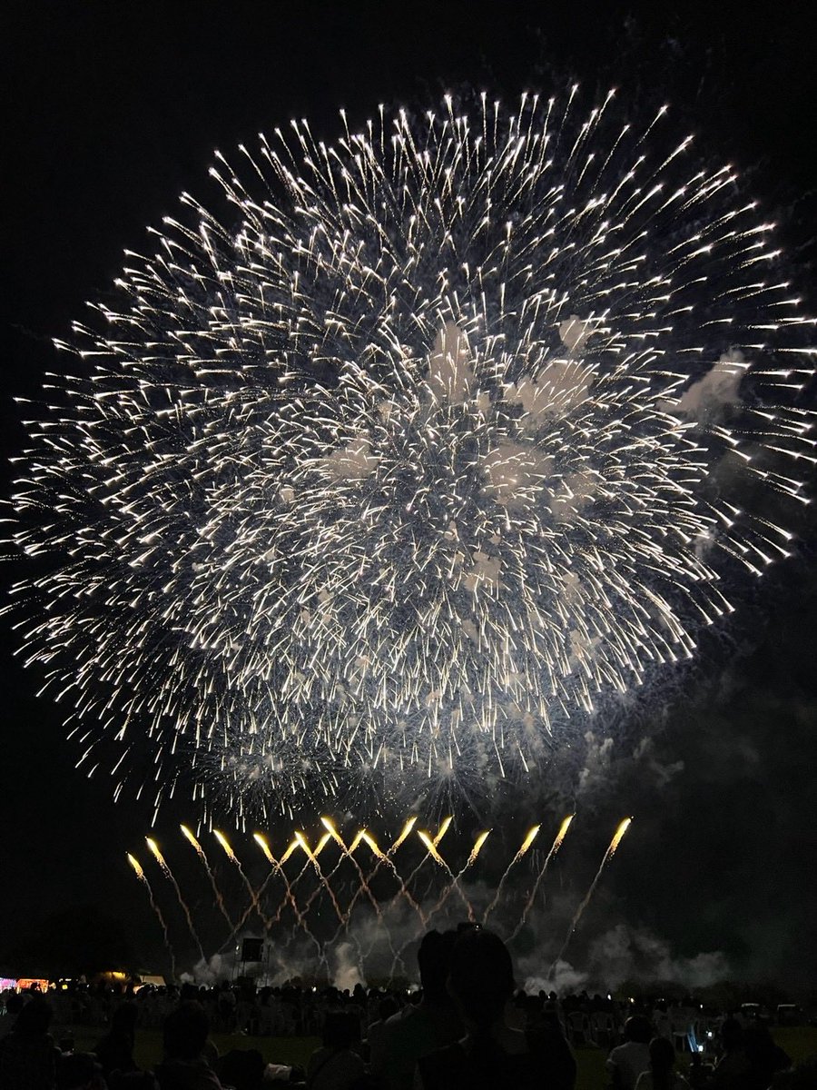 pinassiy's tweet photo. 土曜日彼女と熊谷の花火大会行ってきた🎆 https://t.co/ZL2g0MGONn