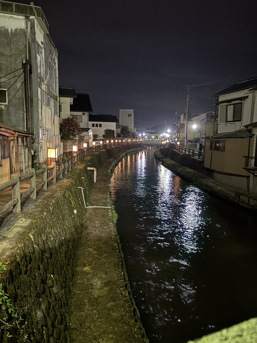 wanpachinoa's tweet photo. 昨日の散歩楽しかった https://t.co/8Qhe5aR5lU