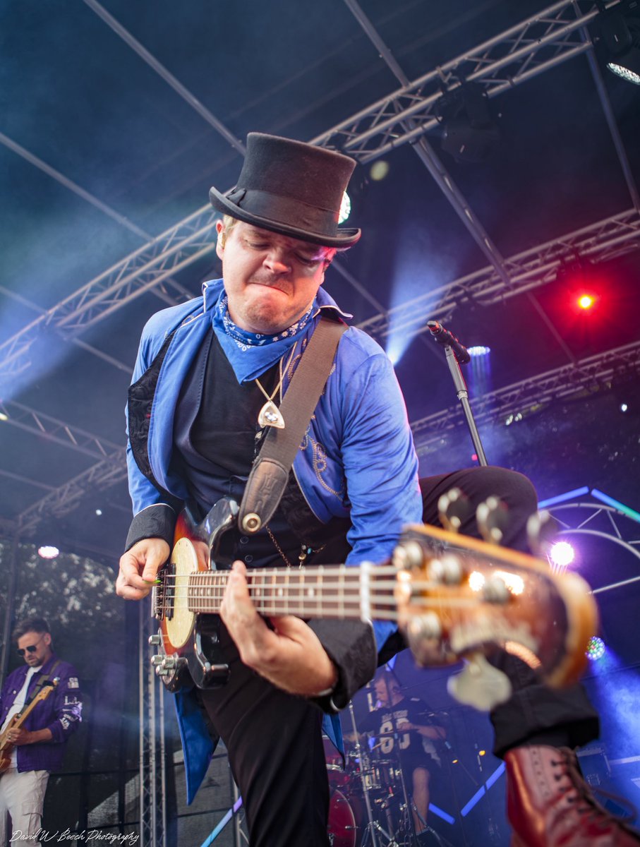 boominband's tweet photo. Big thanks to @NeilHailwood at @ChorFest26 for having us again. It was a mega pint of a night and we all loved it. Shall we go for the hatrick next year? 

📸 David Beech Photography 

#festival #august #chorley https://t.co/MSrq41Q9Op