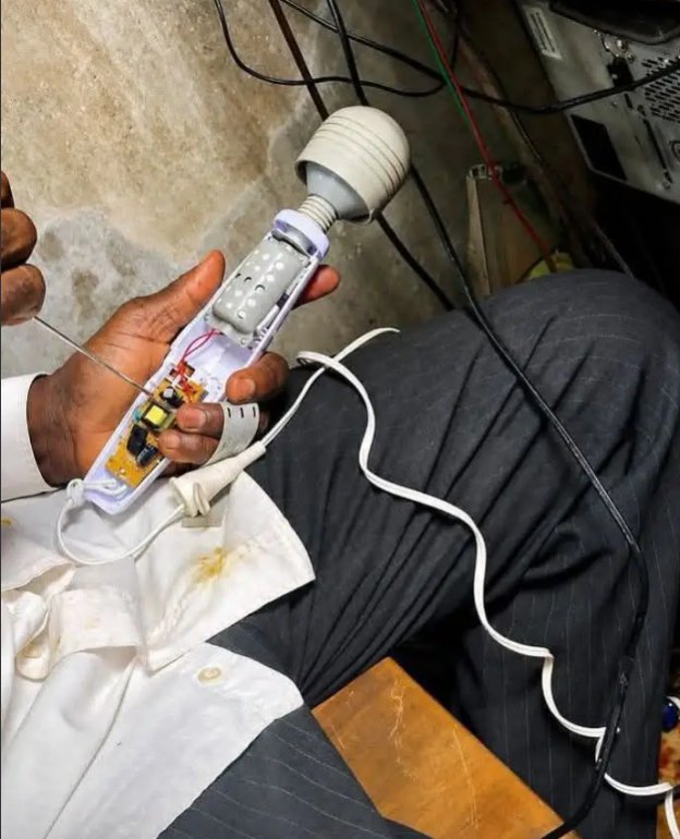 onlyone_success's tweet photo. Some women will tell you they're celibate, but what they won't tell you is that this device has been their companion in their "celibacy" journey.

If you think you can satisfy a mechanized coochie, I wish you goodluck. https://t.co/SpshWZWnwv