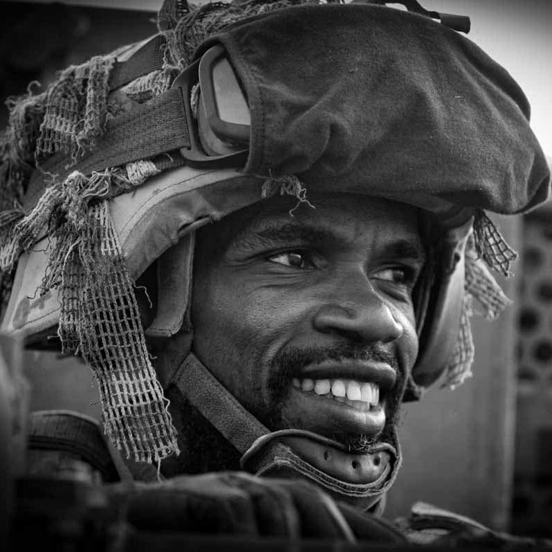 Fs_francaises_'s tweet photo. Il est mort en héros, en combattant pour son pays la France. 🇫🇷 https://t.co/x7V7ruMeY2
