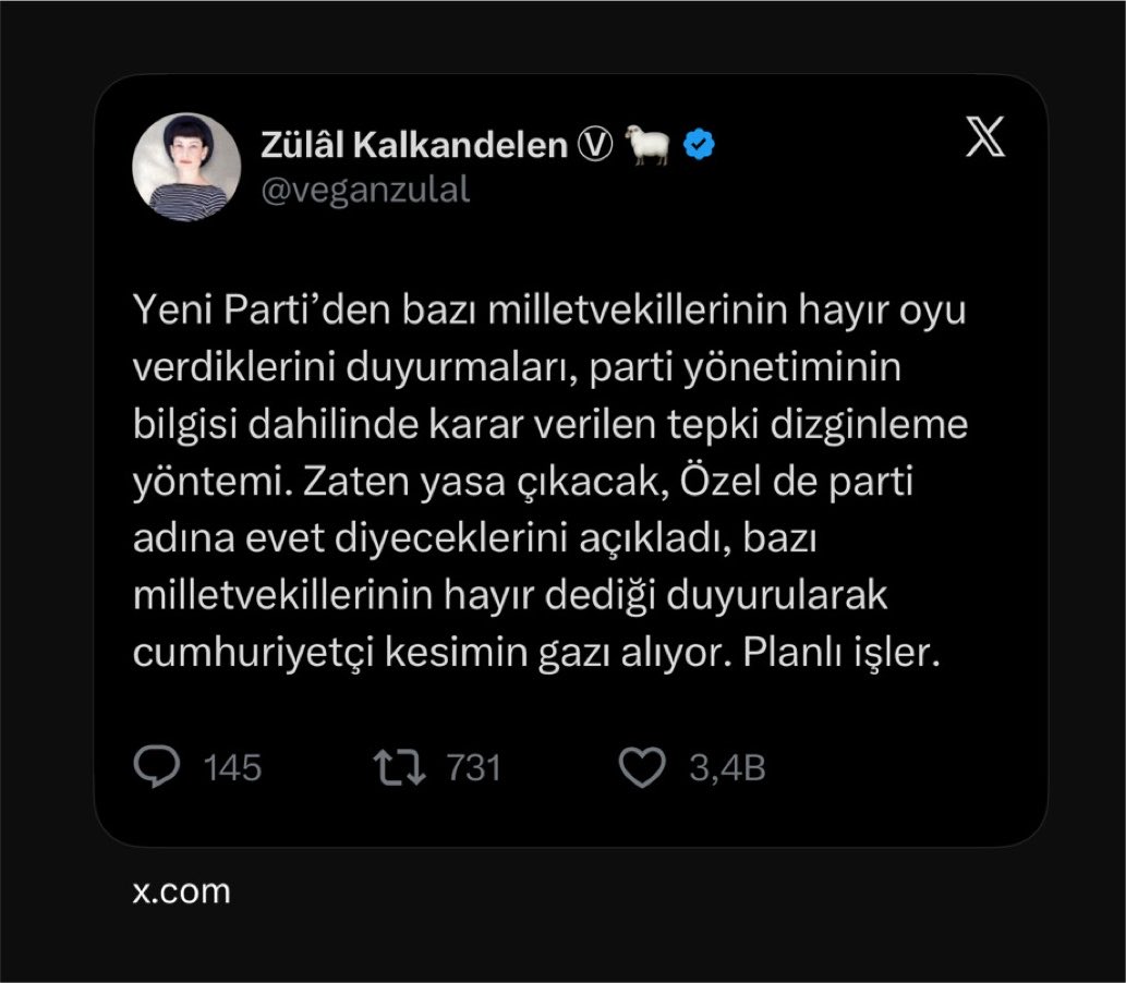 alpern28's tweet photo. Cemal’i tebrik edeceğinizi söylerken bu kadarını da yapmaz heralde koca istihbaratçı hoca diye düşünmüştüm. 

Göz.üne kaçan Soğan’dan rahatsız olmayan adam nerenin Son Kale’sinin temsilcisi oluyor acaba? Mansur’dan sonraki 2. hayal kırıklığısınız. 

https://t.co/TCNgu3JEvT https://t.co/9L1DCgFw6z