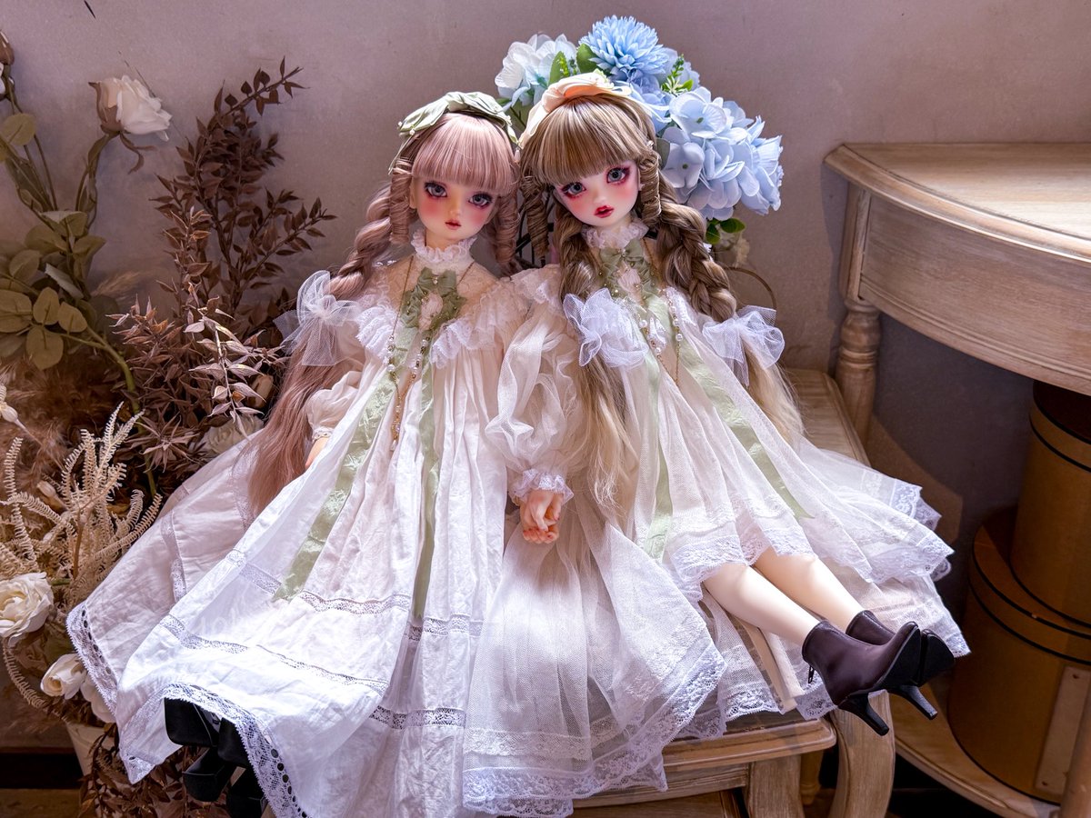 yoh0129's tweet photo. 洗礼服とチュール洗礼服の双子コーデ🤍💚
#lulu_outfit #sd_f_97 #sd_f_98 https://t.co/V6xSpfBOBw
