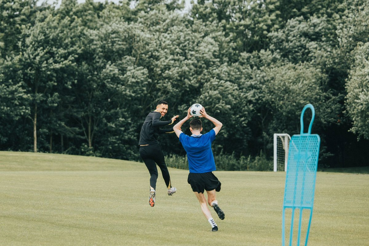 st1llryan's tweet photo. Some player Mac 💙

Memories was made brother. Started working with the club when we met… SEVENNNNNNNN 😂😂😂 Saved the ev a few times and became my boy, love ye lad. 

One of the best to do it
Good luck an go smash it x https://t.co/fFKn3rFk1i