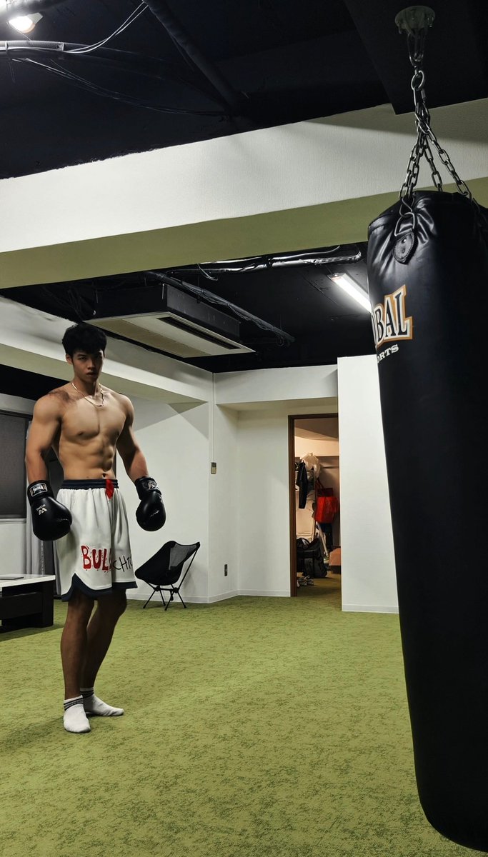taoli825923's tweet photo. 打拳，也很猛 https://t.co/pmgguPa52w