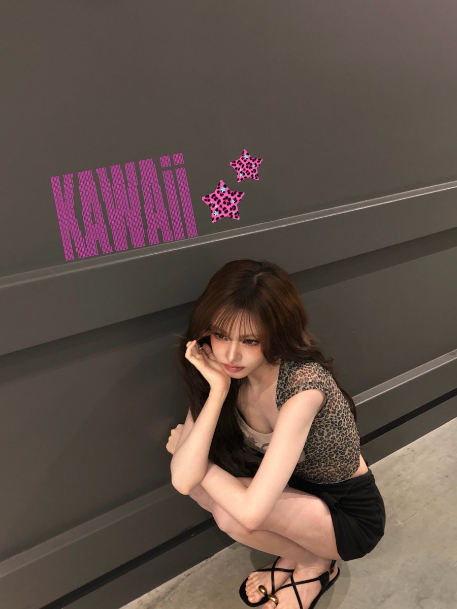 ivepics_'s tweet photo. liz instagram update https://t.co/RTVV3ynDGS