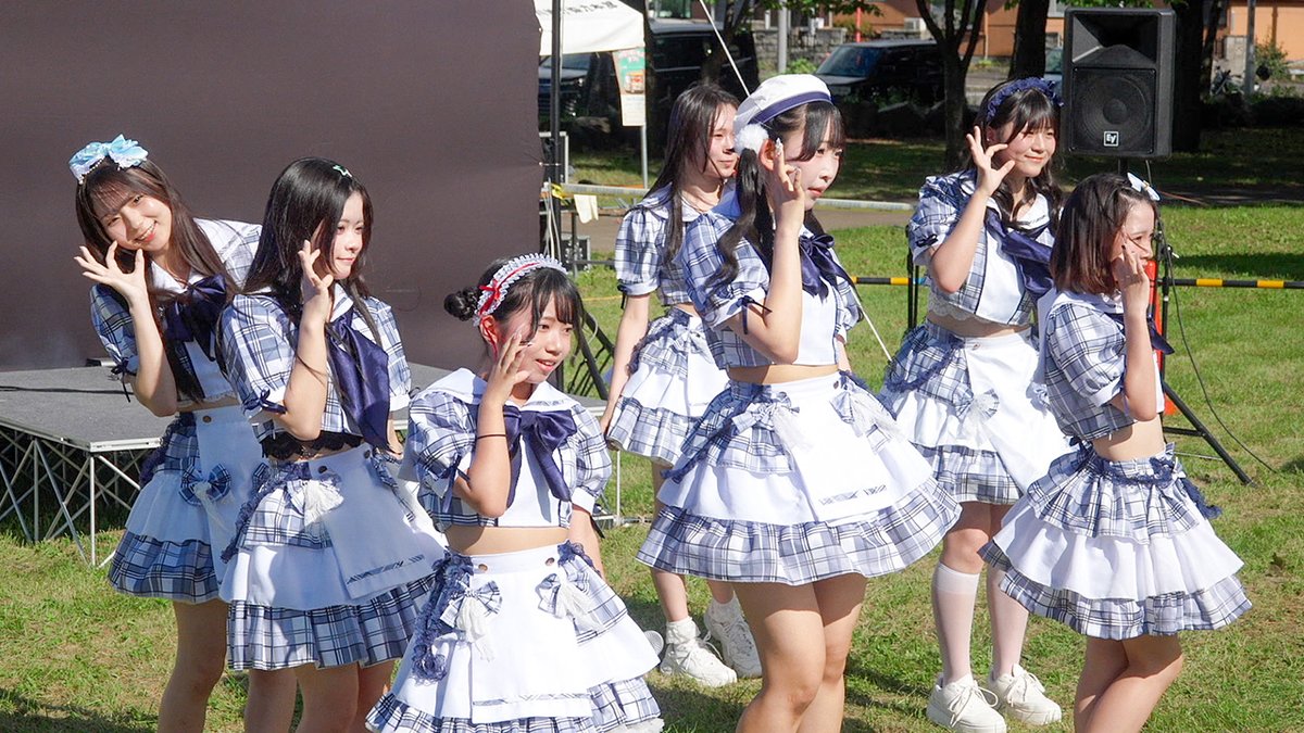 samoweb_jp's tweet photo. 本日は「神居うまいもの祭り」のLIVE撮影をさせてもらいました！
あっつい1日でしたね！皆さんお疲れ様でしたー！

#ロワベリ #ローワンベリー https://t.co/PBl9bLyBpF