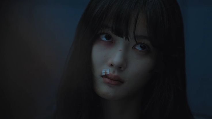 leegakyungg's tweet photo. The versatility of KIM YOO JUNG https://t.co/BGcNvKHHai