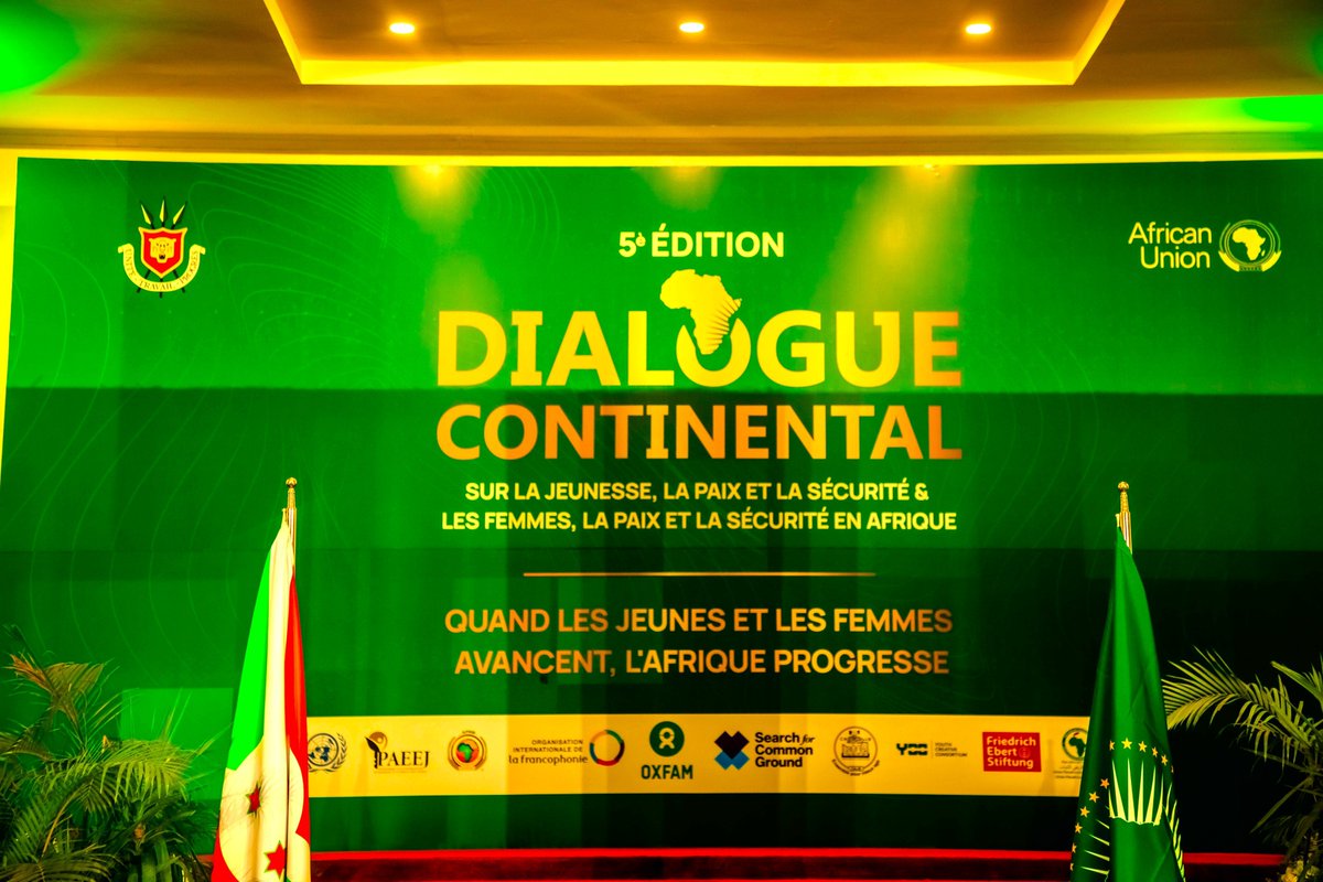 RehemaMalole's tweet photo. Je ne savais pas où tu étais, mais pour les sessions d'aujourd'hui, ne manque pas 👉 la Conférence Créative de la Jeunesse (YCC) 2.0 sur le Silence des Armes, la Charte Africaine de la Jeunesse @20 – De la Promesse à la Prospérité
 #WPS @_AfricanUnion @GimacNetwork @ACCORD_online https://t.co/IIXOAJ3vfh