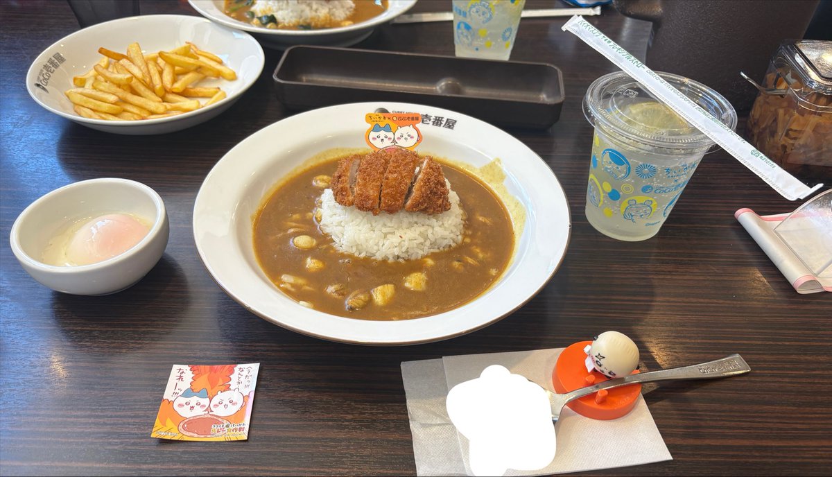 ru131's tweet photo. ちいかわCoCo壱、友達とまた行ったよ！
今回はラッコだった🦦 https://t.co/s2XzEuLmAX
