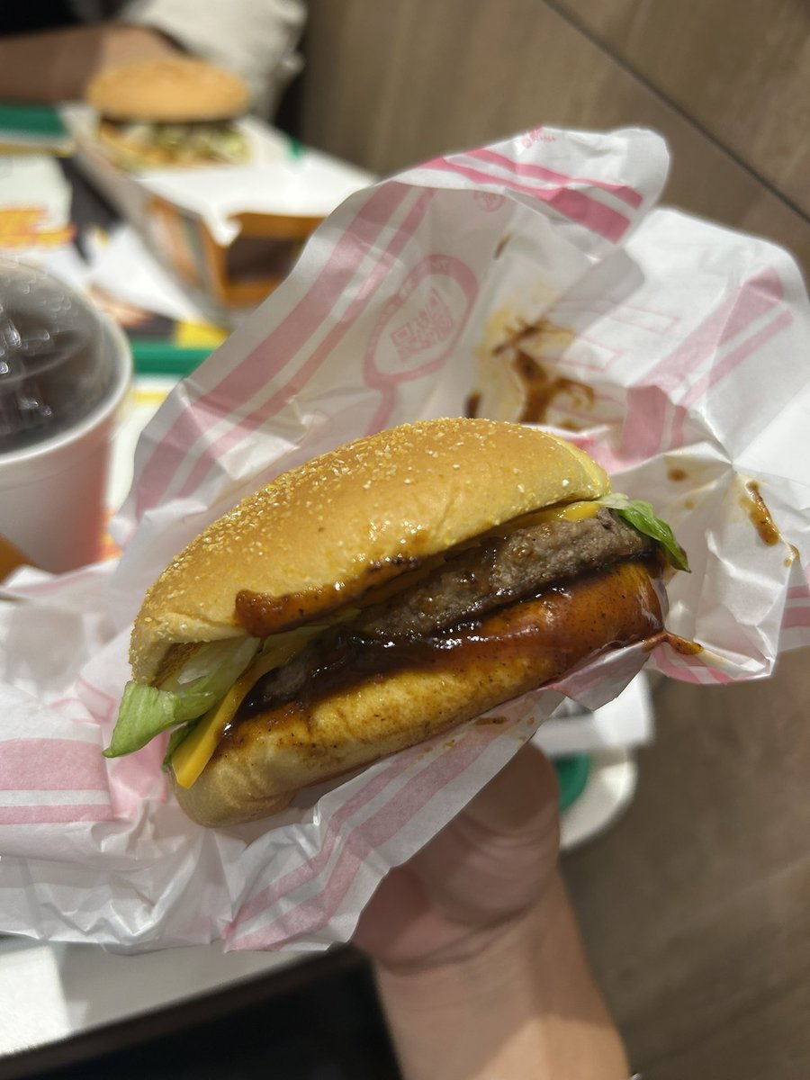 NBnbdao's tweet photo. これは肉厚…ﾀﾞﾈ(笑) https://t.co/FHmPF4KjGb
