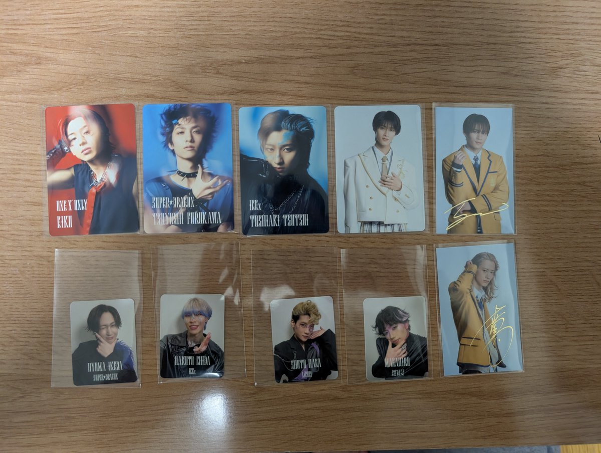 ouri0520's tweet photo. EBiDAN Yes!東京 封入トレカ 15周年盤 M!LK盤 げんじぶ盤
HMV オンライン 箔押し トレカ 交換

【譲】EIKU、古川、山中、筒井
  大倉、曽野
  池田、千田、芳賀、マサヒロ
  MORRIE、TAKUYA
 
【求】塩﨑、杢代

サイズ違い、異種交換可能です。

8/16エビライ会場手渡し
お気軽にお声掛けください https://t.co/oejCWVo0sf