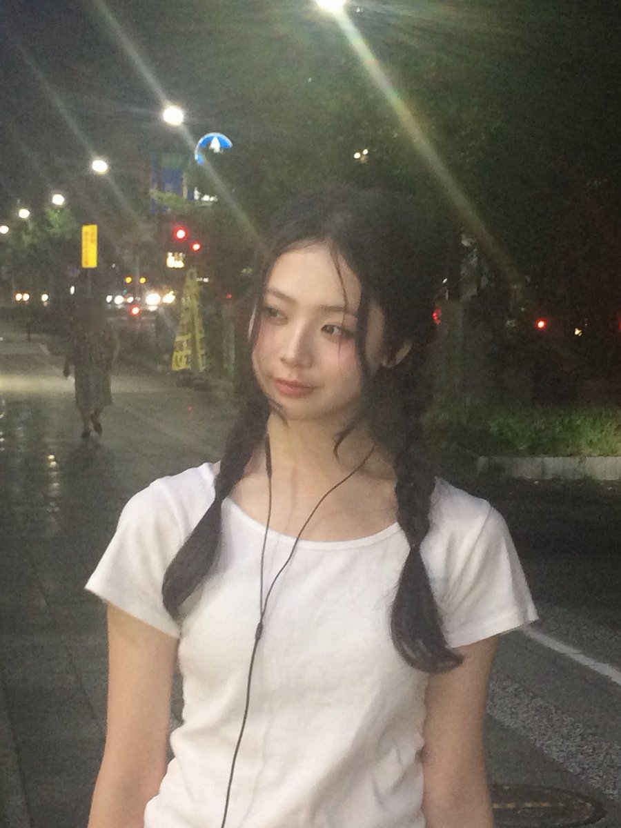 UNIS_offcl's tweet photo. 日本リリースイベント、無事に終わりました〜！🇯🇵💗
来てくださったみなさん、本当に本当にありがとうございました🥹❤️
みなさんに会えて、とっても嬉しかったです！✨
また会いましょう〜！🫶

#UNIS #유니스
#SEOWON #임서원 https://t.co/PTOKMgdn7Y