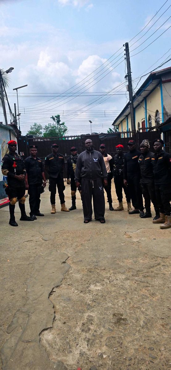 Gabrielasabuja's tweet photo. We are ready to defend our communities through lawful and peaceful means. We no support criminality, kidnapping or banditry. Anybody wey choose to terrorize innocent people must face the consequences, We coming out in full force. https://t.co/q3hbb7bdnE