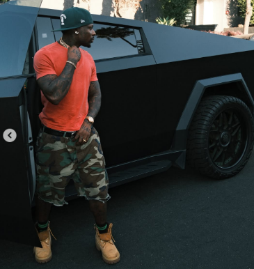 Richard6104's tweet photo. Mr Money looking good with a Cyber Truck on IG!📸💞 https://t.co/V8pUJjm1TF