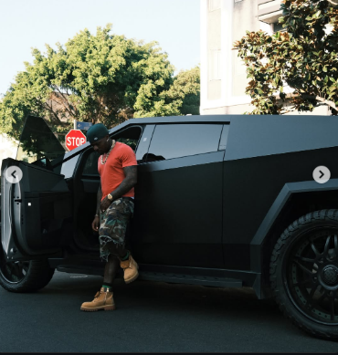Richard6104's tweet photo. Mr Money looking good with a Cyber Truck on IG!📸💞 https://t.co/V8pUJjm1TF