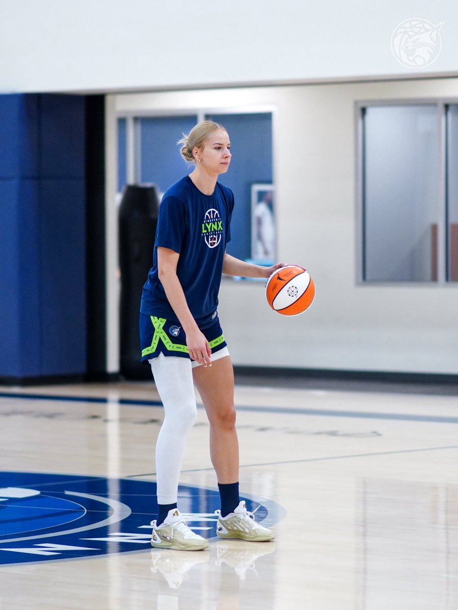 minnesotalynx's tweet photo. morning work. https://t.co/iCoQQhfmcw