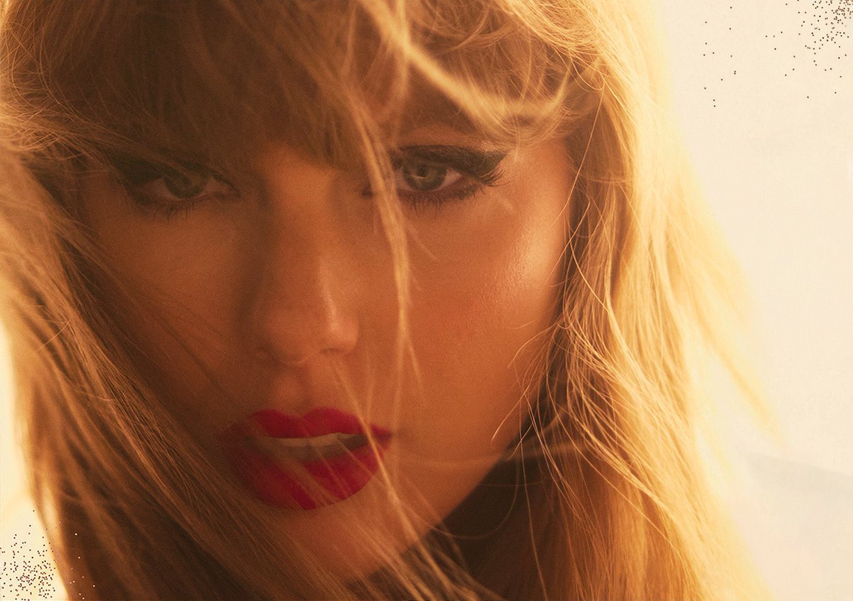 BuzzingPop's tweet photo. Taylor Swift is set to become the youngest person ever to be inducted into the Nashville Songwriters Hall of Fame at just 36.

The record was previously held by Matraca Berg, who was 48 at the time. https://t.co/Fn62PwvOa2