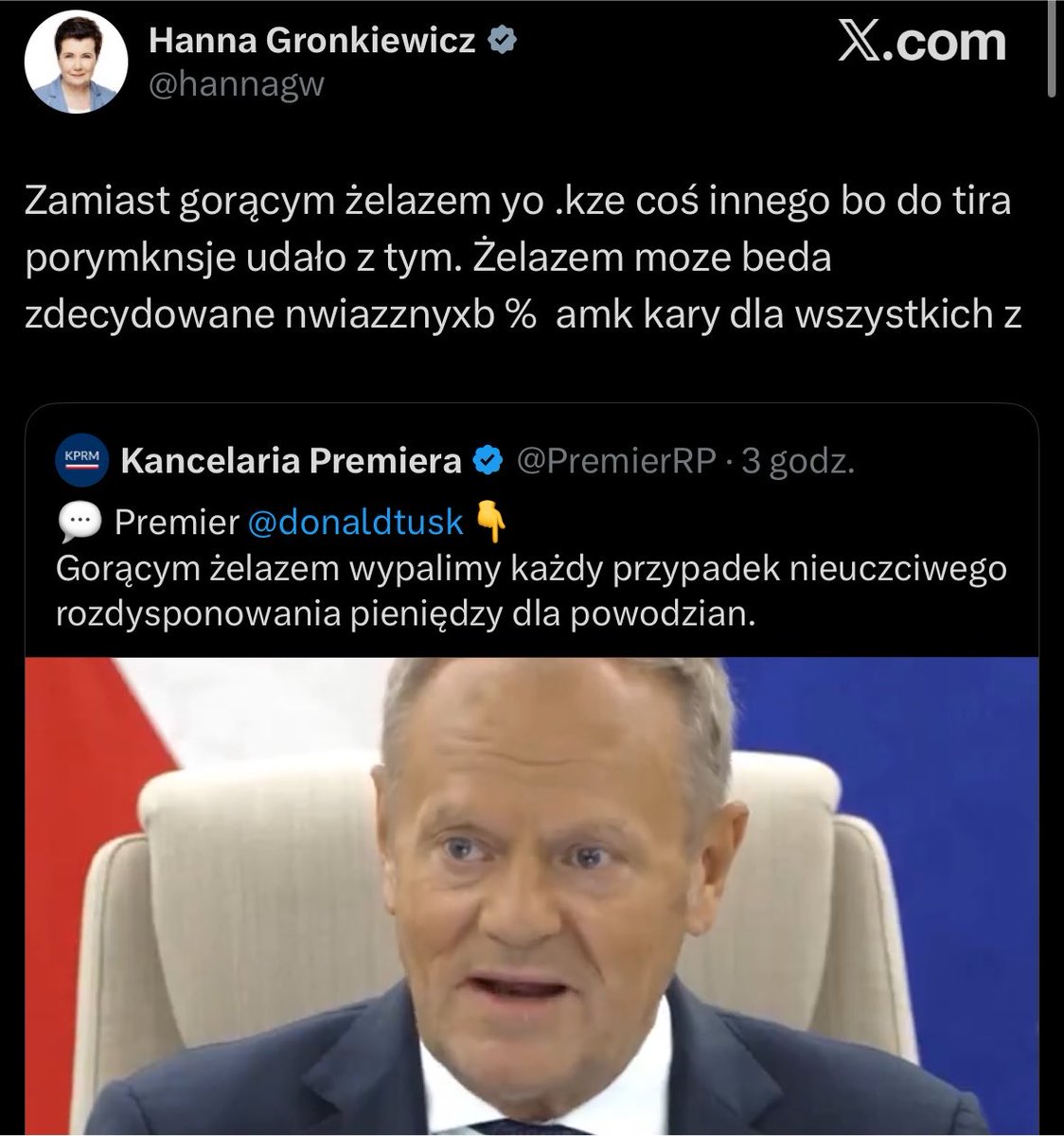 FremdenlegionPL's tweet photo. To, że Gronkiewicz nie powie RoweR to wszyscy wiemy, ale to, że można seplenić na klawiaturze to żem się nie spodziewał. 

😜😜😜 https://t.co/kKris5tvRH