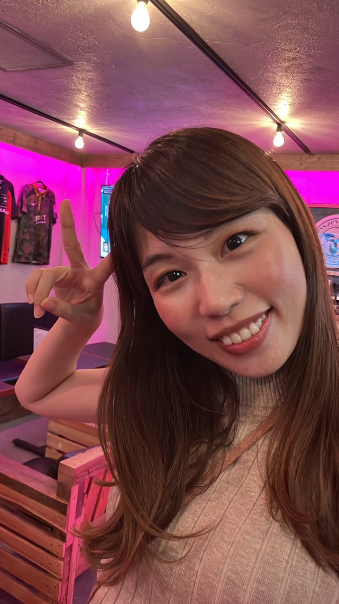 urakirichandayo's tweet photo. 26/8/10、1年10ヶ月ぶりに推しの北場千愛Pに会いに行って来ました🥰
麻雀を打ち(2回同卓できた❣️)その後のBARタイムも堪能しました🥰

ちえぴー推しててほんま良かった☺️✨

改めて生涯ちえぴー推します💖 https://t.co/WRs6vXq0cM