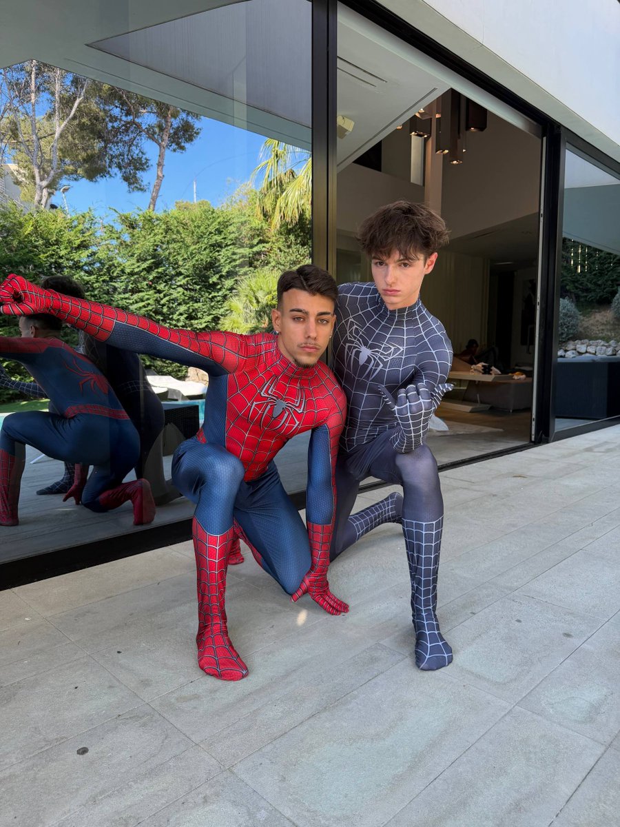 hectormond's tweet photo. Que Spiderman te gusta más? 🕷️ https://t.co/EZmCF1GEU4