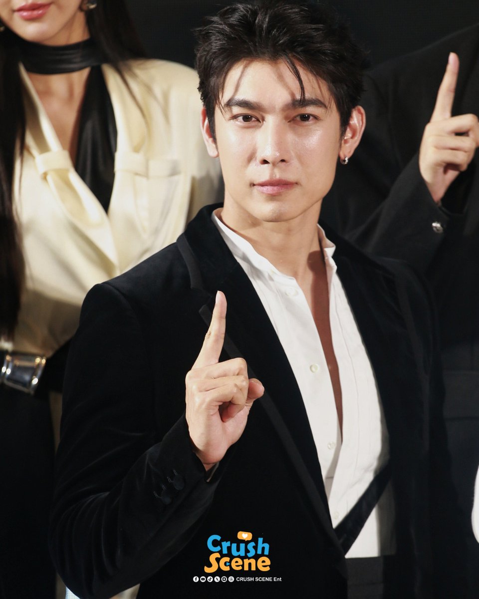 CrushScene_Ent's tweet photo. ออร่าคอมเม้นท์พี่มิวบาดตามากครับ 🖤✨️

“มิว ศุภศิษฏ์ ” ในงานแถลงข่าวเปิดตัว DUO ONE : TWO SOULS, ONE DREAM PRESS CONFERENCE

MEW PROJECTDUOONE

#PROJECTDUOONExMEW
#MewSuppasit #มิวศุภศิษฏ์ 
#PROJECTDUOONEPresscon
#CrushSceneEnt https://t.co/9pbzhJCeBa