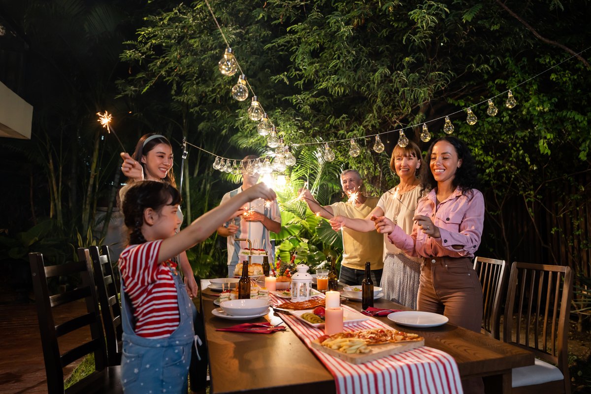 mosquitojoe's tweet photo. August nights are made for backyard conversations, laughter, and memories. ✨

Mosquito Joe® helps you spend less time dealing with outdoor pests and more time enjoying the moments that matter.

What’s your favorite summer tradition? ☀️

#MosquitoJoe #Neighborly https://t.co/GlhnYVPYXj