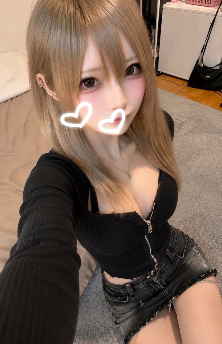 Mamzie8's tweet photo. 下心の♡くれませんか？  厳しいですか？🥹 https://t.co/lWUCsf5Vqy
