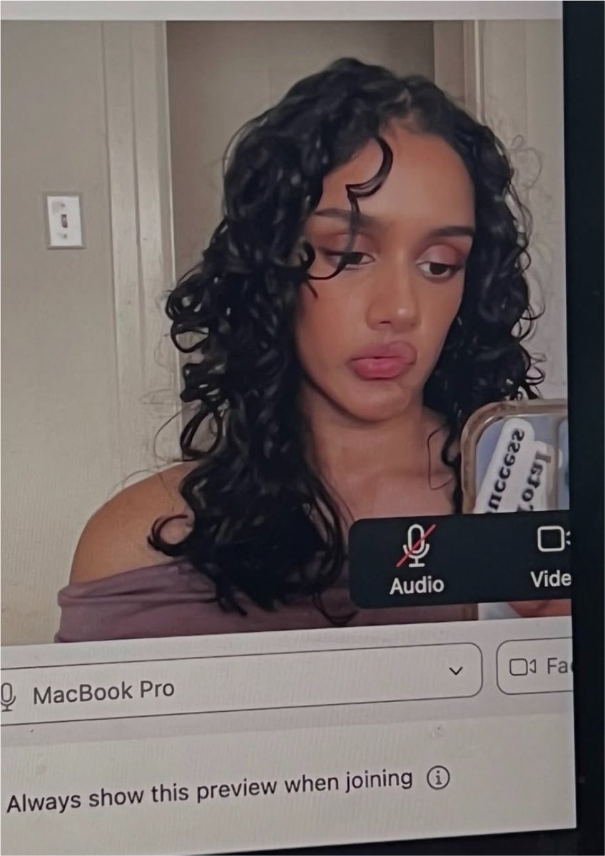 brdgesbvrn's tweet photo. reminder she’s playing a cocky flirtatious lesbian in her next project https://t.co/Aso8VuGAbB