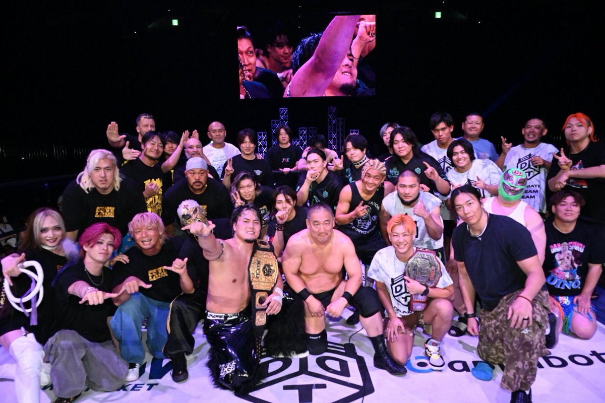 parakissk's tweet photo. そして見れた試合では
須見も凄い中、田口さんの凄さとらしさに痺れ、武知さんがダメージありながらも竹下に向かっていくのに胸打たれ、メインの上野MAO戦がバケモノ対決過ぎて凄すぎーーー！！！な本日でした🌞 #ddtpro https://t.co/4edyCUSghv