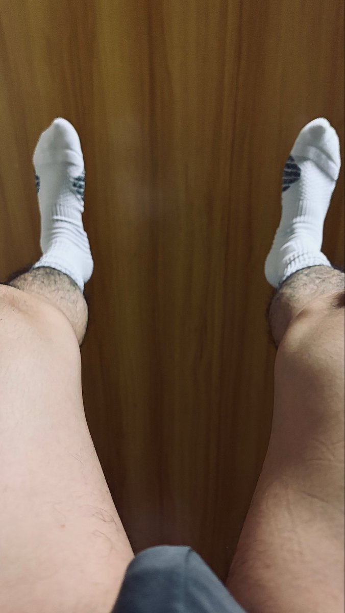 ViolaMarcus7's tweet photo. 🧦 https://t.co/uRyfmyfDFA