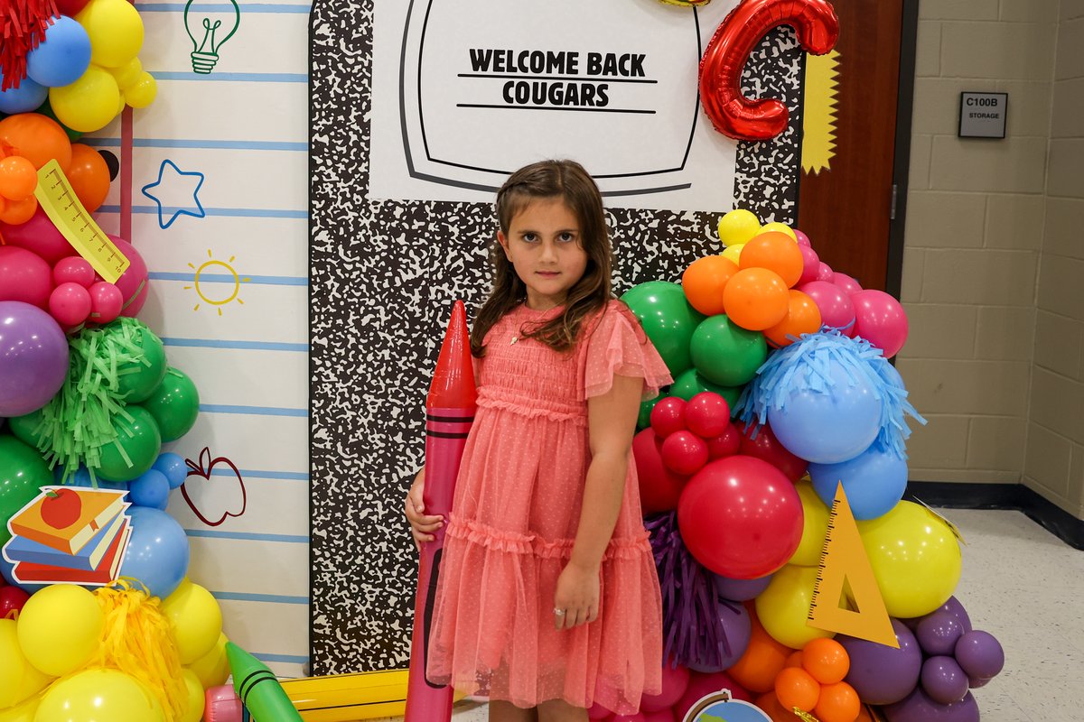 mckinneyisd's tweet photo. We loved welcoming our amazing students and their families last night during Elementary Meet the Teacher! The energy was fantastic, and we can’t wait for a wonderful school year ahead. Please enjoy these photos from Valley Creek Elementary! https://t.co/Pac8QKa5Ic