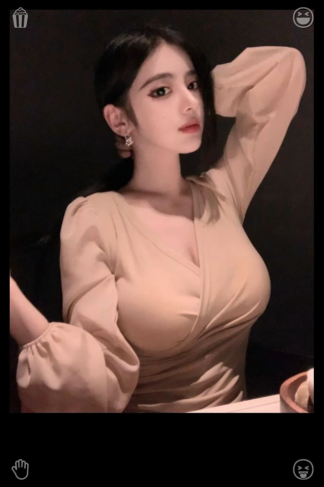 momoneko_master's tweet photo. That night, Lila was meeting her boyfriend, Ethan, for a date. She slipped into a maroon satin dress with a thigh-high slit, completed by black heeled sandals and a tiny black evening bag. Her hair was styled in soft curls, and she finished the look with a swipe of bright red li https://t.co/ahoQS8r4kG