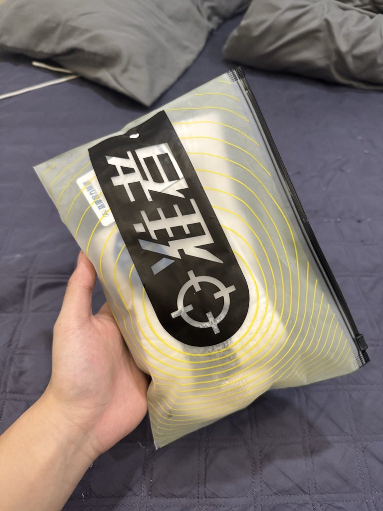 Jiee9aa's tweet photo. 发货发货
#原味 #原味販售 #篮球袜 #白袜 https://t.co/yIz2wfPlj5