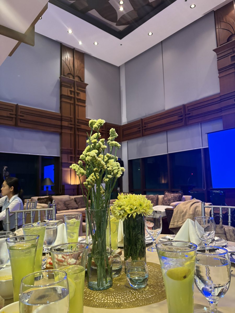 natatangingmais's tweet photo. What a privilege it is to be in the same room with legends and legends in the making who are shaping the global financial markets. ✨

One IPE/SRC at a time. (pun intended)

I love being a small fish in an ocean of big sharks. It’s where you learn, grow, and dream bigger. ✨ https://t.co/RPyDMLbe4X