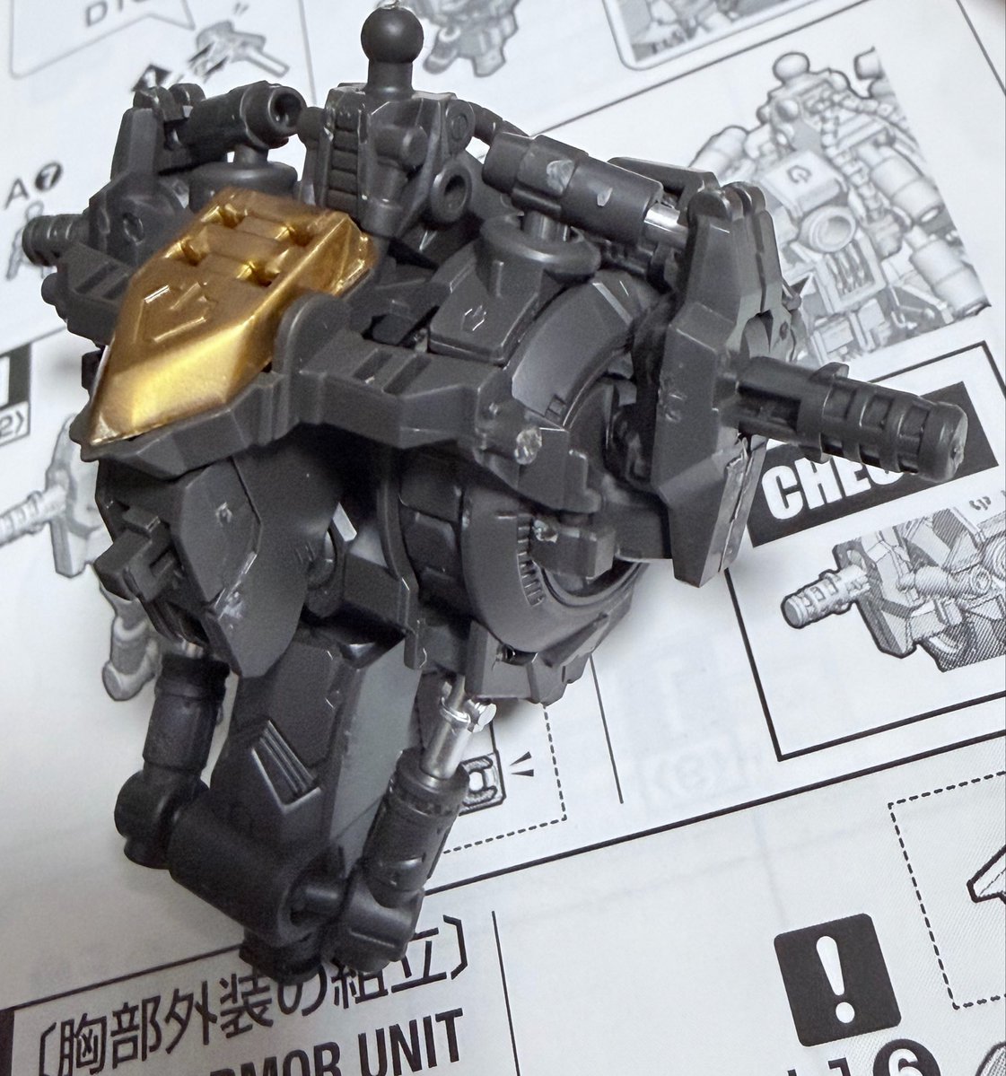 syerihu's tweet photo. 鉄血のガンダムフレーム何回組んでも良い、シリンダー好き。 https://t.co/ylvy5VWqsD