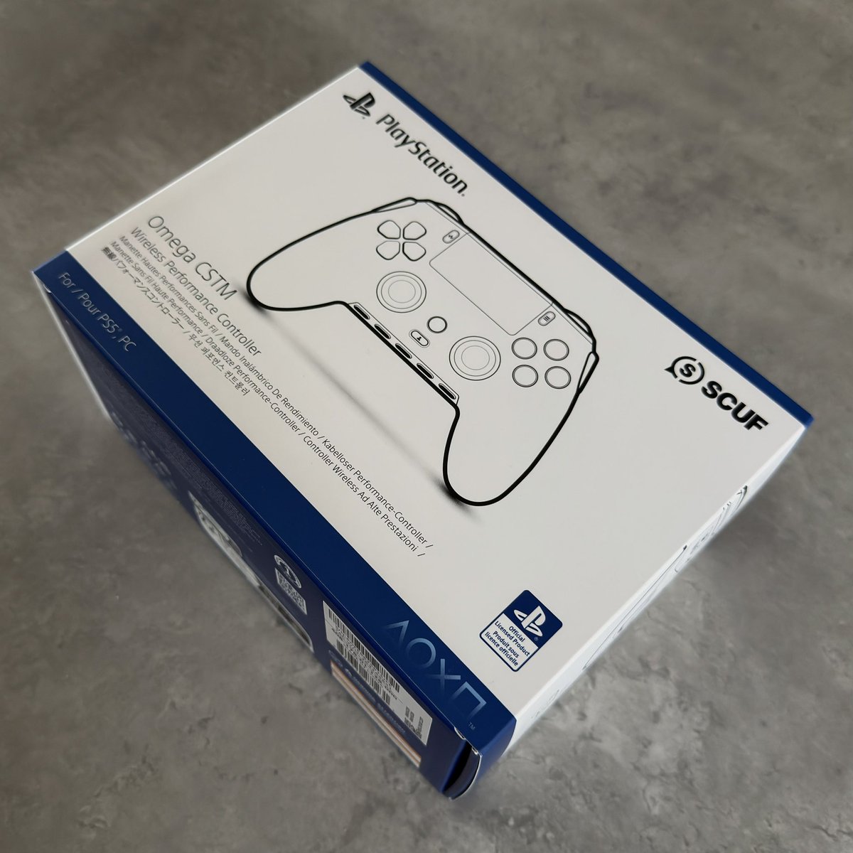 TnySL's tweet photo. Thank you to @ScufGaming and @CORSAIR for sending me over the new SCUF OMEGA Controller. 

I’m really exited to try it out! especially with the TMR sticks 🧡 https://t.co/qdnMRGitem