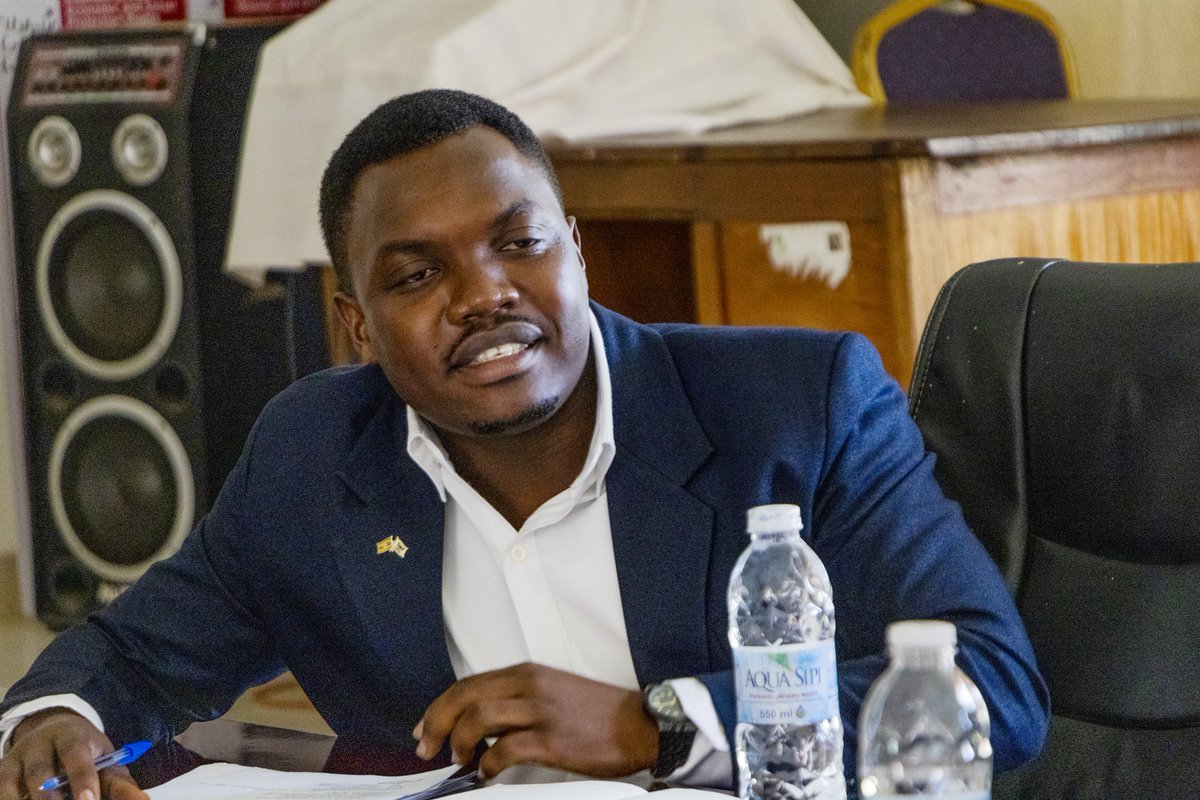 AruaCityUg's tweet photo. Arua City Engages Stakeholders on Modern Office Facility
Arua City today held a stakeholders’ engagement at City Hall to review draft designs for the proposed Modern City Office Facility, presented by consultant Eng. Andrew Namutete.
#AruaCity #TransformingArua #CityDevelopment https://t.co/yXbR9sKKYq