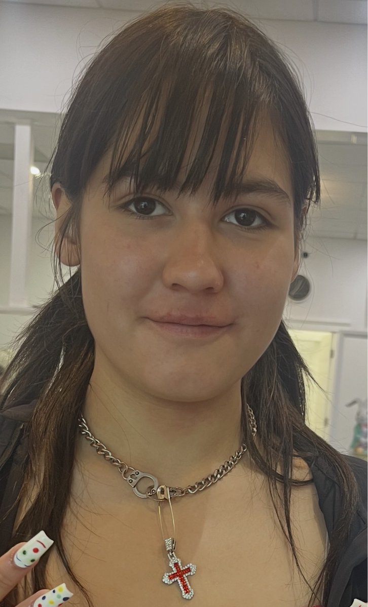 SarahRyanYEG's tweet photo. Missing teen from #RedDeer: Vada Baptiste (15 y/o) was last seen Aug. 6. RCMP say she's 5'5, 114lbs, has long brown hair and brown eyes. RT? https://t.co/1wDWeSmpaK