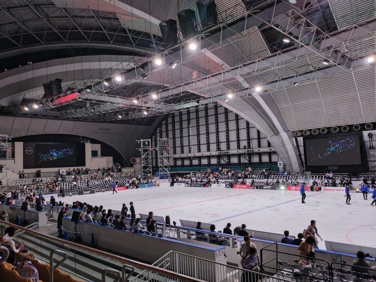 sarah_Foretelle's tweet photo. 宇野昌磨さんのステージを初めてみたが、華やかで実直で練磨された技術の方だった。Xのイメージとは全く異なった。世界の舞台に立つ人とは度量も誠実さもあり、光り輝いていた。確かな技術に裏付けられた演技の一つ一つに感嘆したし、安定感が��かった。あと、ガチでイケメンだった。 https://t.co/Vmj6oTPsdZ